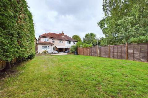 5 bedroom semi-detached house for sale, Victoria Avenue, Wallington SM6