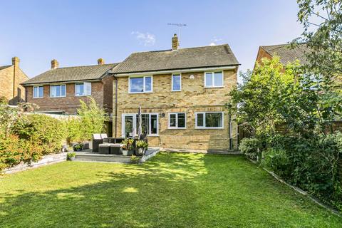 3 bedroom detached house for sale, Norwood Road, Effingham