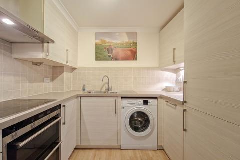 2 bedroom property for sale, Flat 4 Willows Court, St Saviour