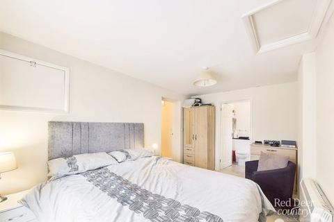 8 Croft Meadow, Sampford Brett, Taunton, TA4 4LD
