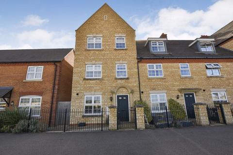 4 bedroom terraced house for sale, Langton Walk, Stamford