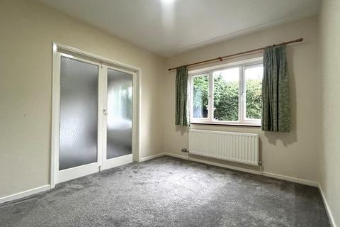 2 bedroom bungalow to rent, Parkwood Drive, Sutton Coldfield, West Midlands, B73