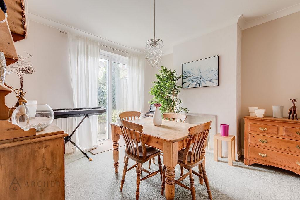 48 Ringstead Ave(Interior)(5of25).jpg