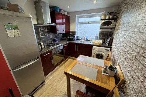 1 bedroom duplex for sale, Church Avenue, Northolt