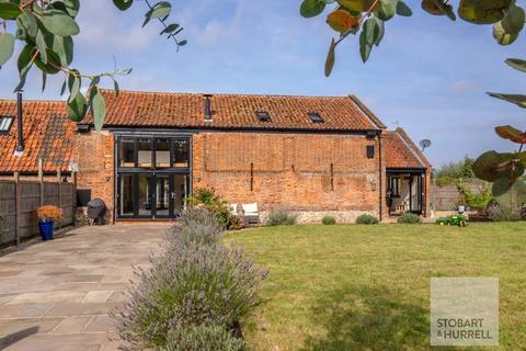 4 bedroom barn conversion for sale, Brightmere Road, Norwich NR12