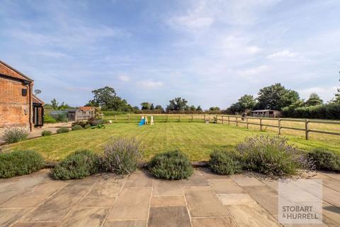 4 bedroom barn conversion for sale, Brightmere Road, Norwich NR12