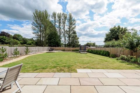 Elmwood Leek Road, Longsdon, Stoke-on-trent, ST9 9QF
