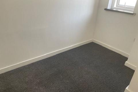 2 bedroom flat to rent, Flat , Chubb House,  Dallow Road, Luton