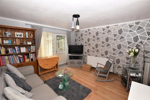 2 bedroom end of terrace house for sale, Cottingley Drive, Leeds, West Yorkshire