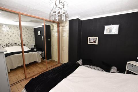 138 Cottingley Drive, Leeds, LS11 0JT