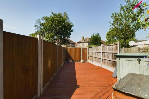 1 bedroom maisonette for sale, Heathway, Dagenham