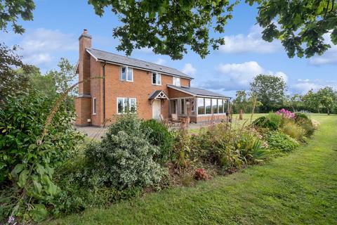 3 bedroom detached house for sale, Meadway, Portna Warden Lane, Barons Cross Road, Leominster, Herefordshire, HR6 8RS