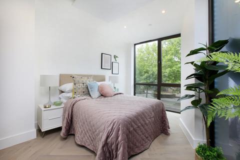 2 bedroom flat for sale, One East Hill, 1 East Hill, London, SW18