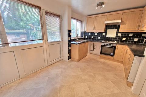 3 bedroom terraced house for sale, Ashford Drive, Bedworth CV12