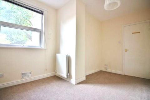 2 bedroom apartment for sale, Clarendon Road, Warwickshire CV8