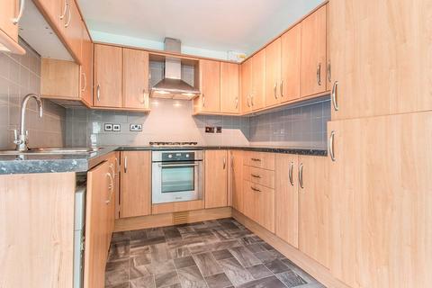 2 bedroom semi-detached house to rent, Owl Ridge, Leeds LS27