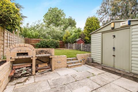 2 bedroom semi-detached house to rent, Owl Ridge, Leeds LS27