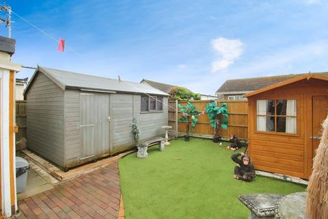 3 Awelon, Towyn, Abergele, LL22 9NS