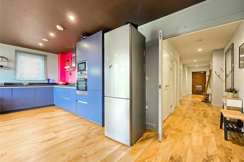 30, Campbell Court, 3 Embry Road, London, SE9 6BT