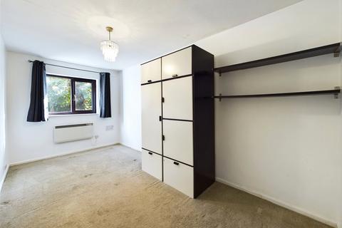 1 bedroom flat to rent, Verulam Avenue, Walthamstow, London E17