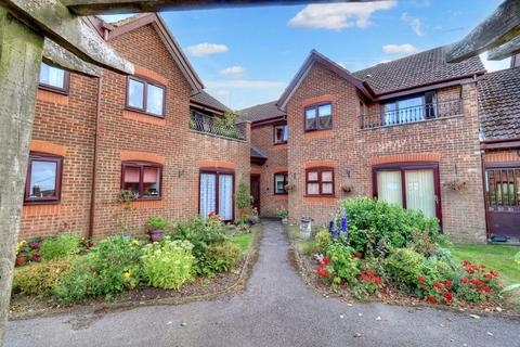 2 bedroom retirement property for sale, Old School Close, High Wycombe HP14