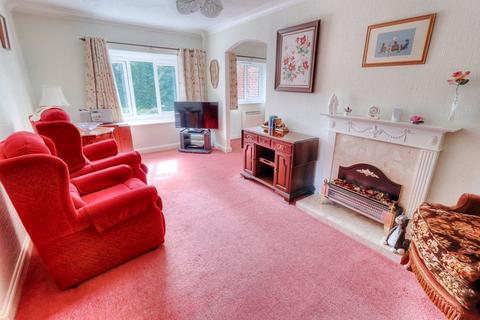 2 bedroom retirement property for sale, Old School Close, High Wycombe HP14