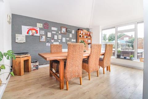 30 Brook Lane, Great Barford, Bedford, MK44 3LU