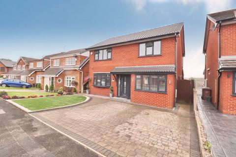 4 bedroom detached house for sale, Vicars Hall Gardens, Worsley M28