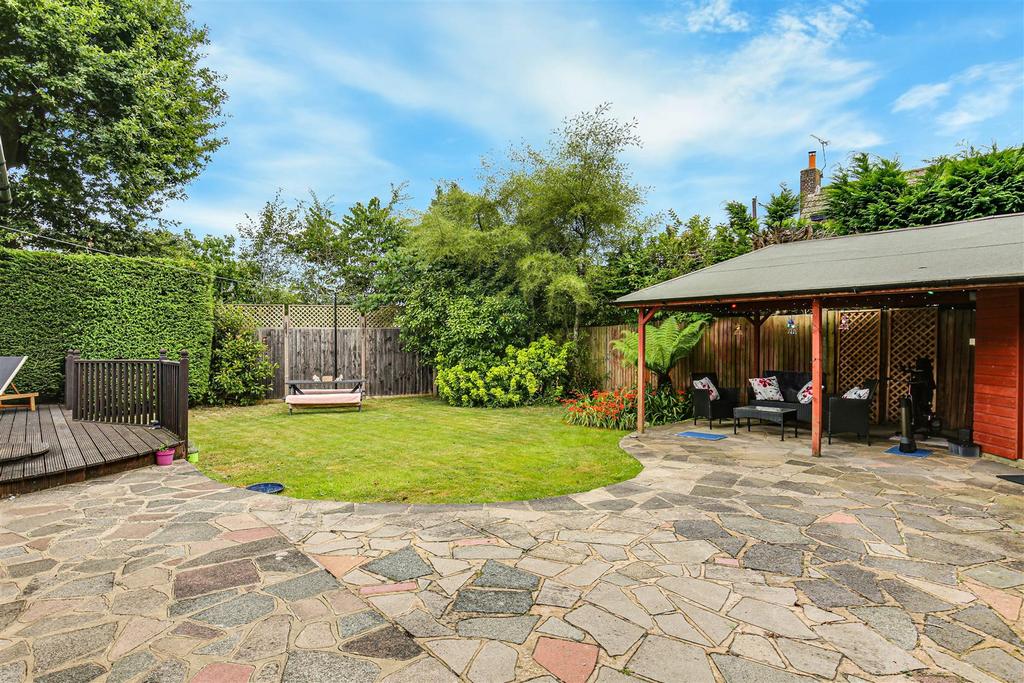 19 Garden.jpg