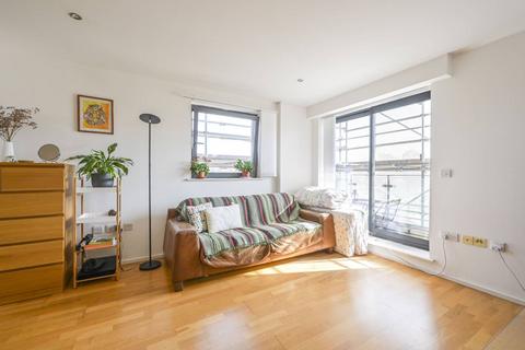 1 bedroom flat to rent, Devonport Street, Shadwell, London, E1