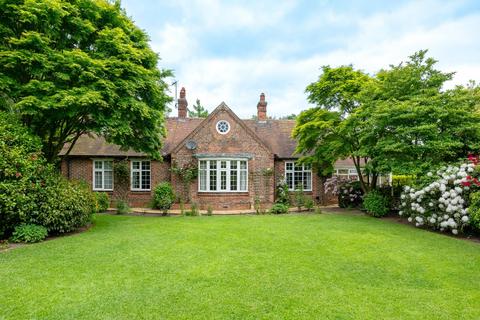 3 bedroom detached bungalow for sale, Claxton, York