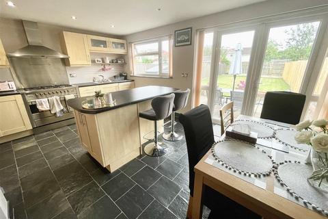 4 Dudmore Road, Swindon, SN3 1AF