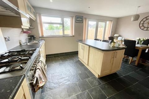 4 Dudmore Road, Swindon, SN3 1AF
