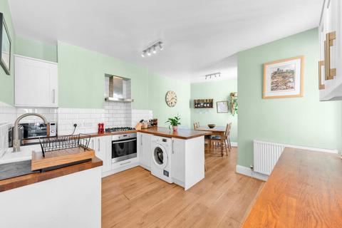 2 bedroom flat for sale, Westcombe Hill, London SE3