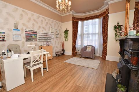 148 Welholme Road, Grimsby, DN32 9LW