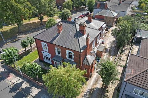 148 Welholme Road, Grimsby, DN32 9LW