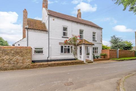 4 bedroom semi-detached house for sale, Bottesford Road, Grantham NG32