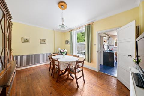 3 bedroom house for sale, Montague Road, Hanwell, W7