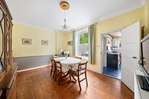 35 Montague Road, London, W7 3PG