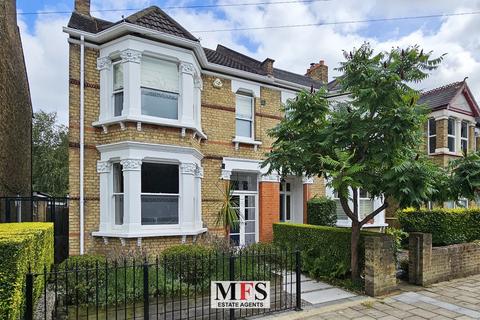 4 bedroom semi-detached house for sale, St Stephen's Road, Hounslow, TW3