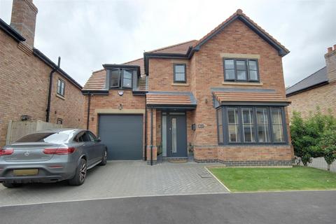 4 bedroom detached house for sale, The Tofts, Bacchus Lane, South Cave