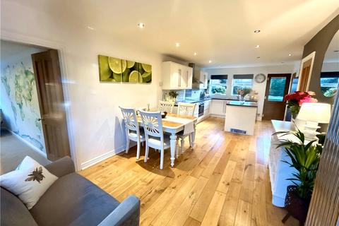 2 Burns Way, Clifford, Wetherby, LS23 6TA