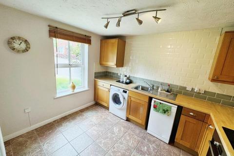 3 bedroom end of terrace house for sale, Meakins Close, Chase Meadow