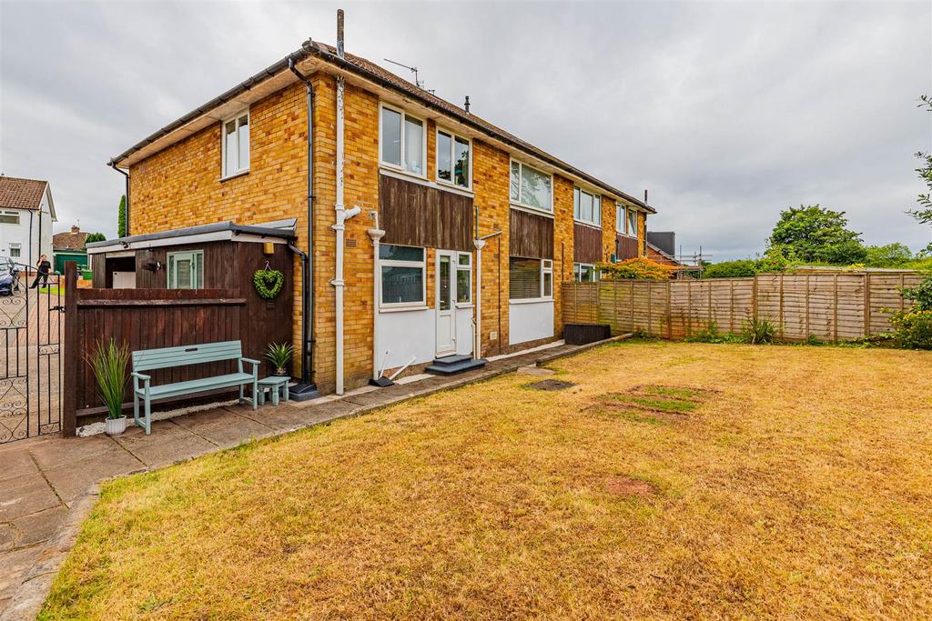 Celyn Avenue 29-7.jpg