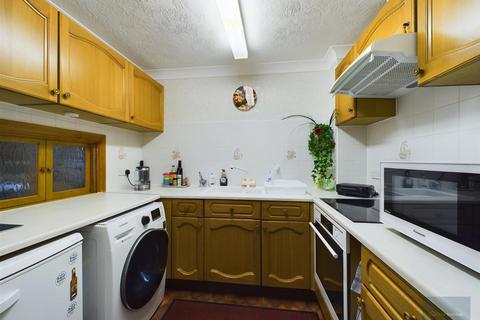 1 bedroom flat for sale, Canalside, Exeter