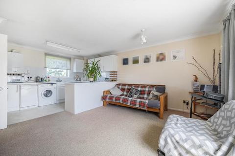 1 bedroom flat for sale, Cedar Terrace,  Richmond,  TW9