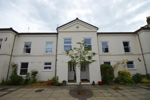 4 bedroom terraced house to rent, Rose Terrace, Clifton BS8