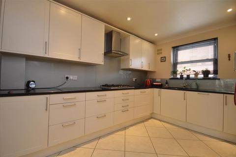 4 bedroom terraced house to rent, Rose Terrace, Clifton BS8