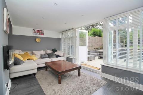 43 Hampden Crescent, Cheshunt, Waltham Cross, EN7 5AX