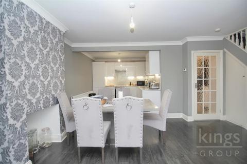 43 Hampden Crescent, Cheshunt, Waltham Cross, EN7 5AX